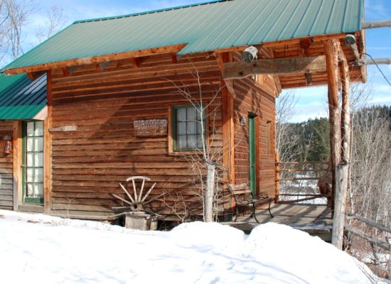glamping cabin in idaho for luxury experience