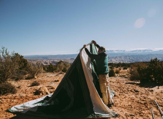 prota cabin tent setup in mountains