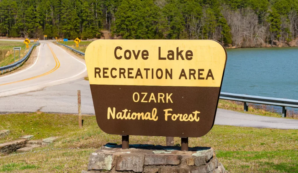 cove lake national forest sign board | credit: Cove Lake GMB