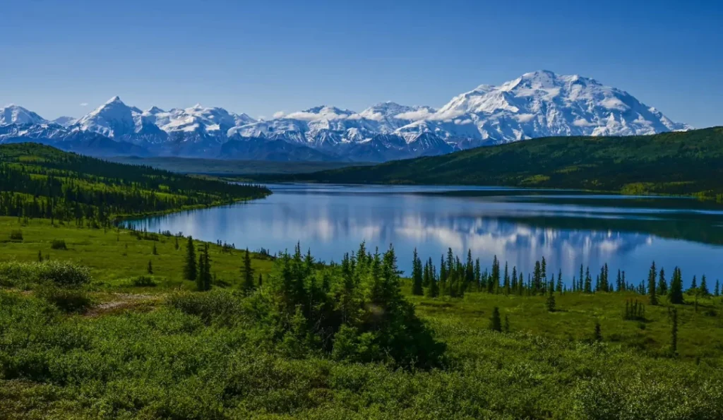 wonder lake campground with mountains view | credit: Wonder Lake Campground GMB