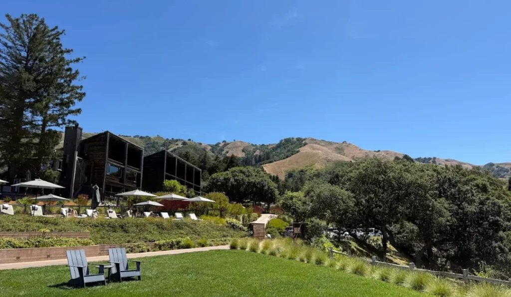 alila ventana big sur mountain view | credit: Alila Ventana Big Sur GMB