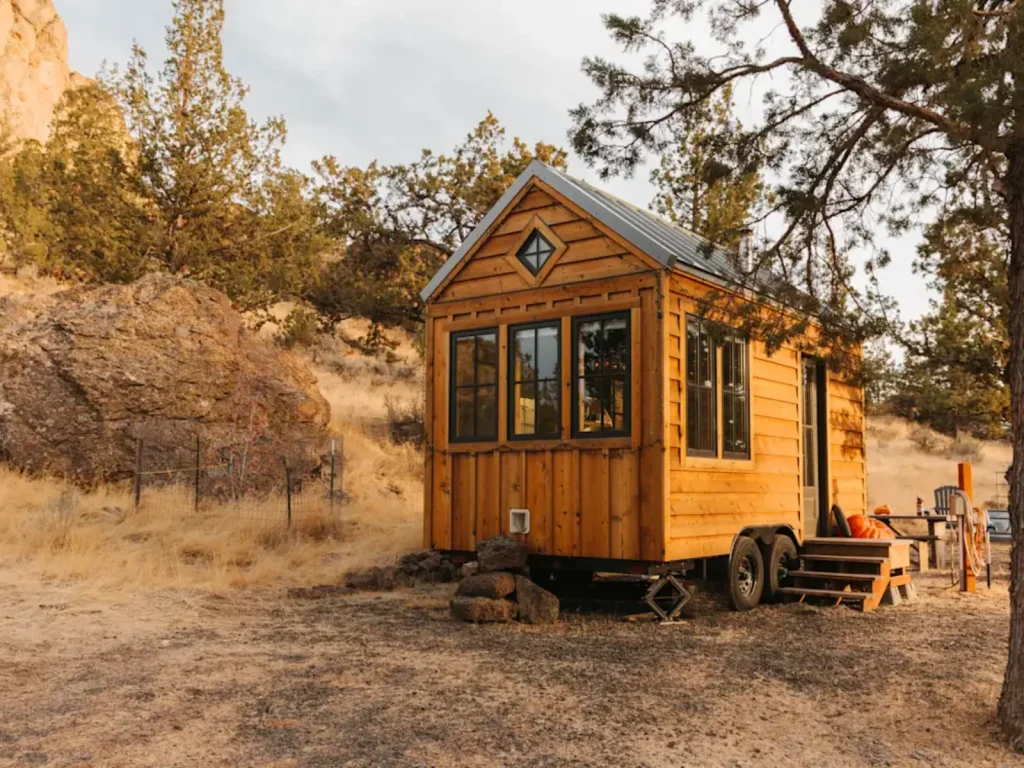 Tiny house at Big Rock Ranch in Terrebonne, Oregon, with rocky landscape. Image: Big Rock Ranch Google Profile.